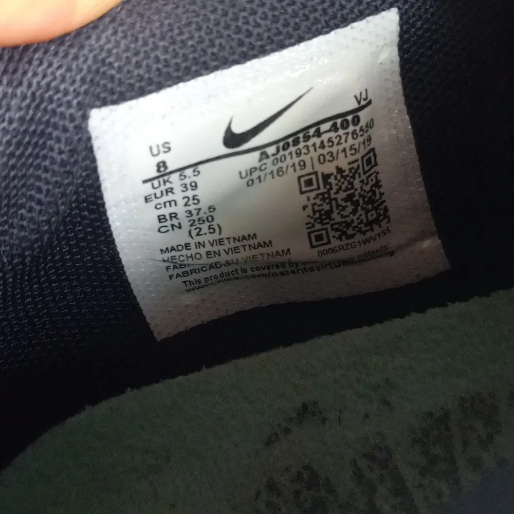 Nike zoom rival